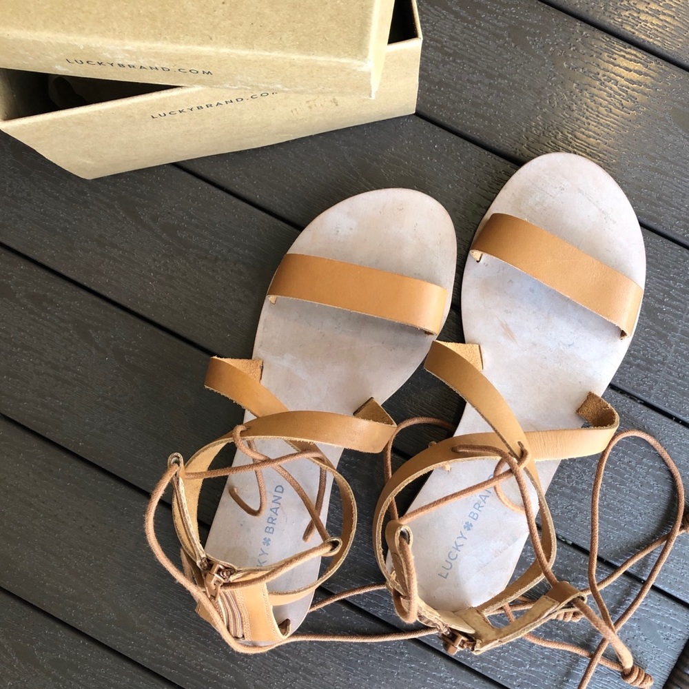 Lucky Brand Fidela sandals in Brown Sugar